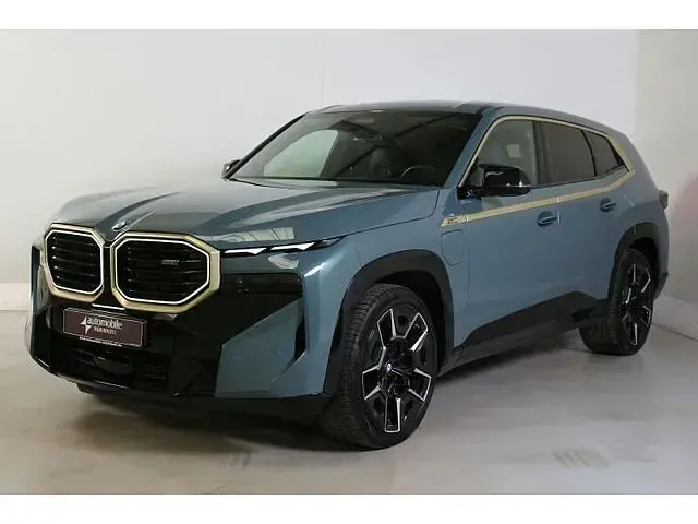 Używany BMW XM Performance 653 KM (480 kW) 2024 Zielony SUV
