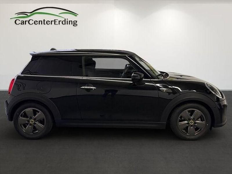 Gebraucht Mini Cooper SE 135 kW (184 PS) 2023 Schwarz Kleinwagen