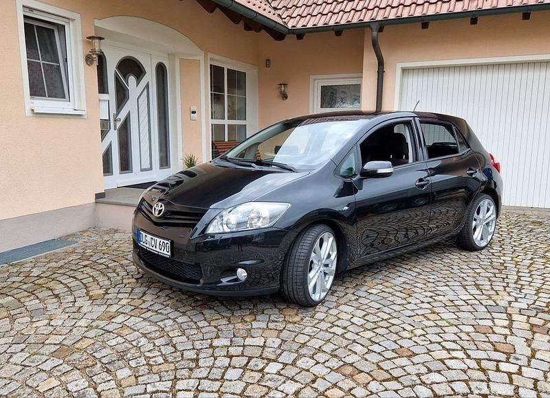 Gebraucht Toyota Auris 177 PS (130 kW) 2012 Schwarz Limousine