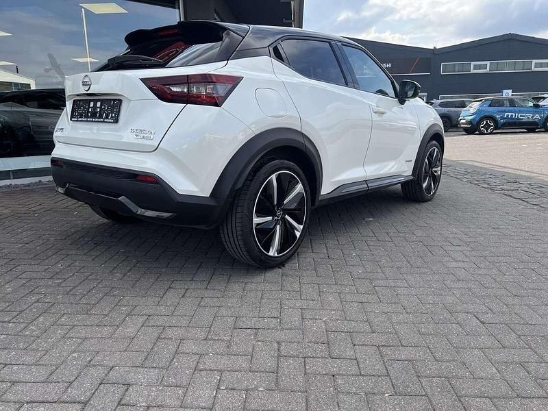Gebraucht Nissan Juke 143 PS (105 kW) 2024 Pearl white/black m SUV