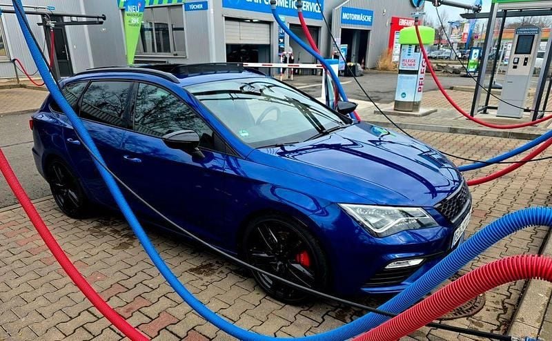 Gebraucht Seat Leon ST 4Drive 300 PS (220 kW) 2018 Blau Kombi