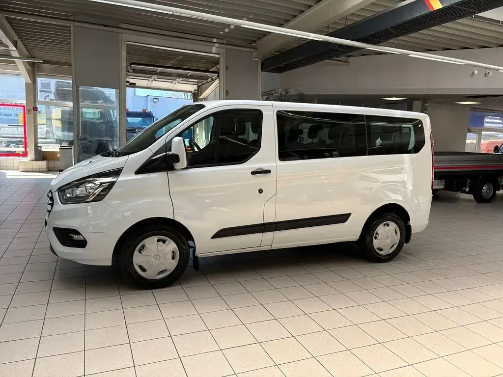 Gebraucht Ford Transit 131 PS (96 kW) 2019 Weiß Van