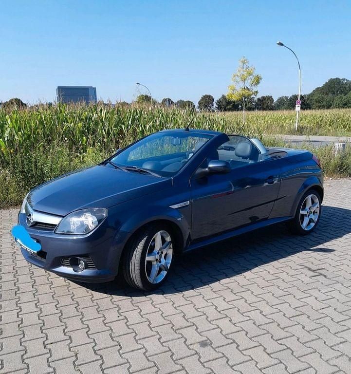 Blau Gebraucht 2009 Opel Tigra Cabrio | 3.500 € (Fairer Preis) - Bild 1/4