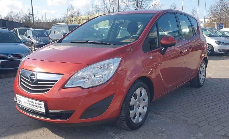 Gebraucht Opel Meriva Edition 140 PS (102 kW) 2013 Orange Van / Kleinbus