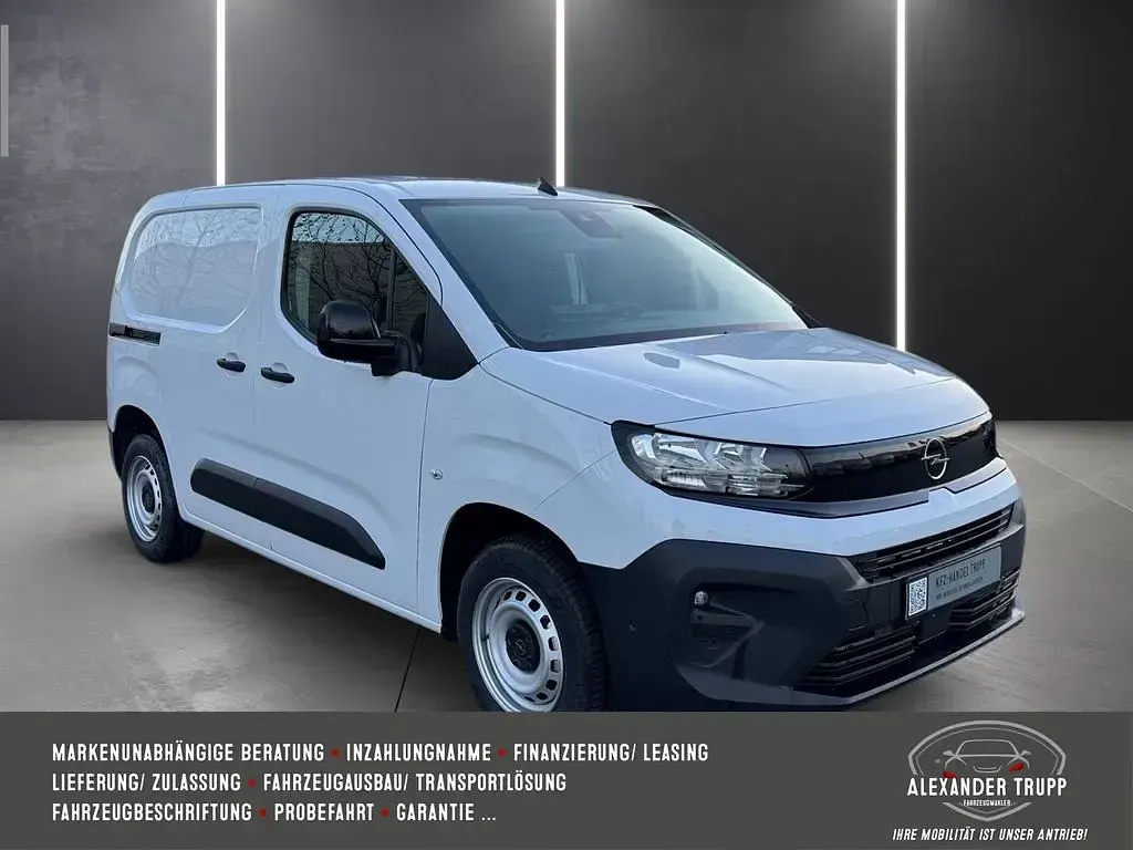 Używany Opel Combo 102 KM (75 kW) 2026 Biały Minivan