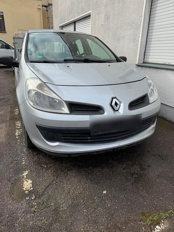 Silber Gebraucht 2007 Renault Clio II Kleinwagen | 1.500 € (Fairer Preis) - Bild 1/4