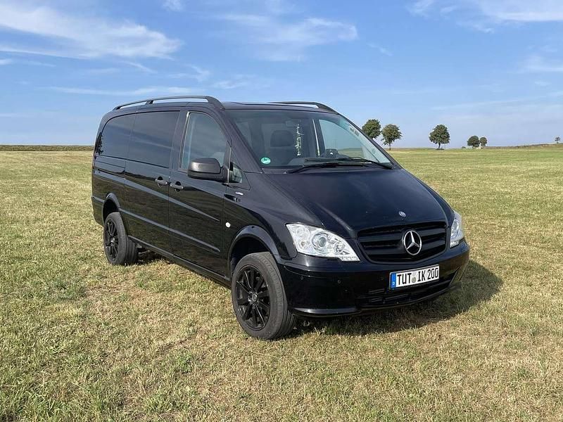Gebraucht Mercedes Vito 163 PS (119 kW) 2011 Schwarz Van