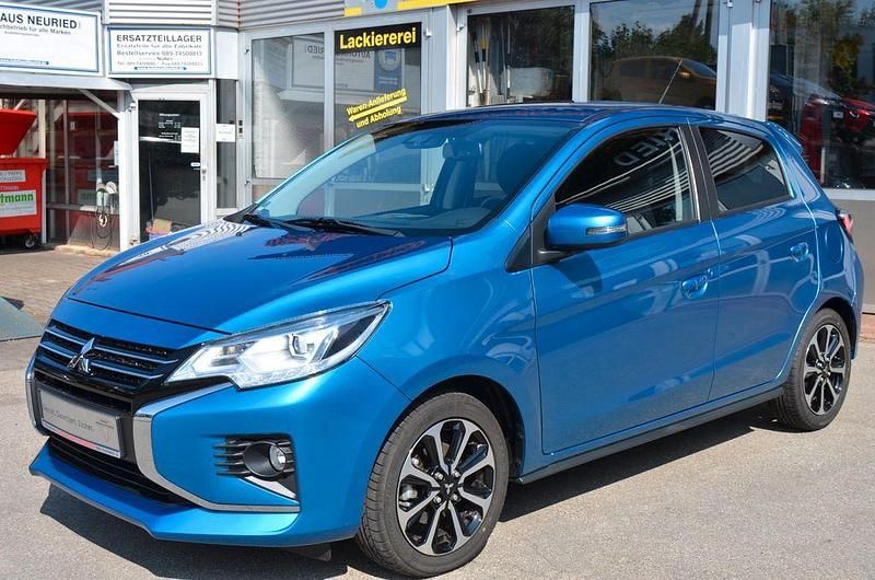 Blau Gebraucht 2024 Mitsubishi Space Star Top Limousine | 18.890 € (Etwas zu teuer) - Bild 1/4
