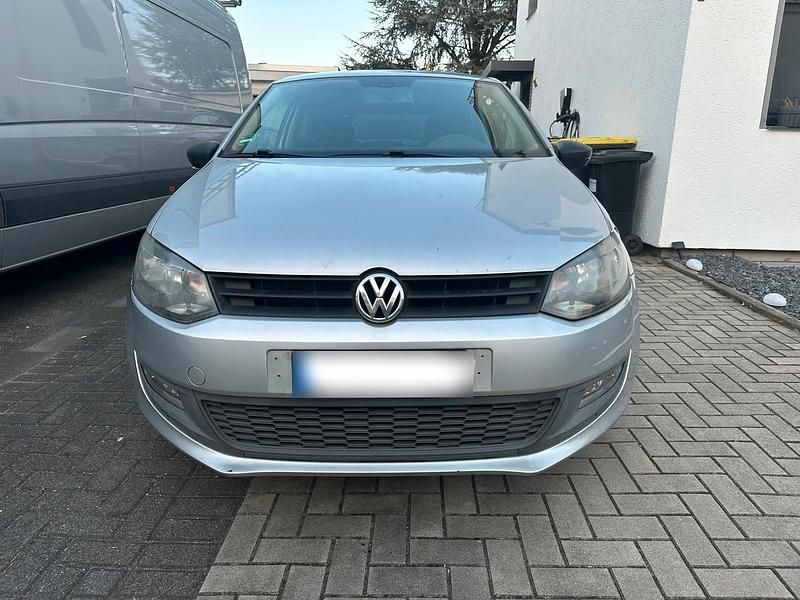 Gebraucht VW Polo 60 PS (44 kW) 2011 Silber Kleinwagen