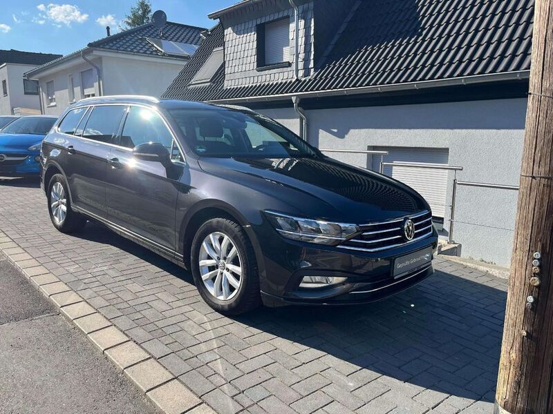 Mangangrau Gebraucht 2020 VW Passat Business Kombi | 19.890 € (Guter Preis) - Bild 1/4