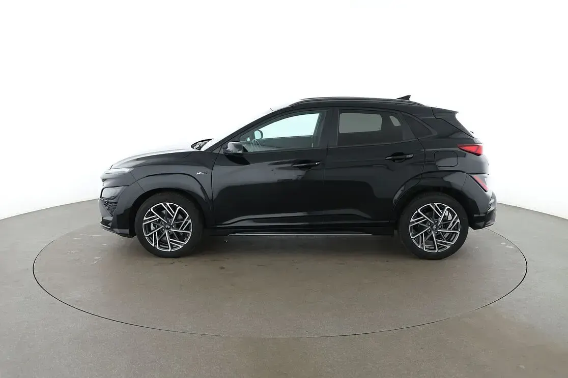 Gebraucht Hyundai Kona N Line 199 PS (146 kW) 2023 Schwarz SUV