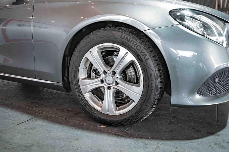 Gebraucht Mercedes E200 Avantgarde 184 PS (135 kW) 2016 Grau Kombi