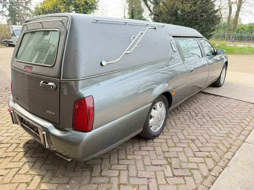 Gebraucht Cadillac Deville 279 PS (205 kW) 2005 Grau Limousine