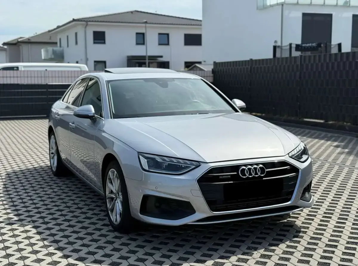 Gebraucht Audi A4 Advanced 286 PS (210 kW) 2020 Grau Limousine