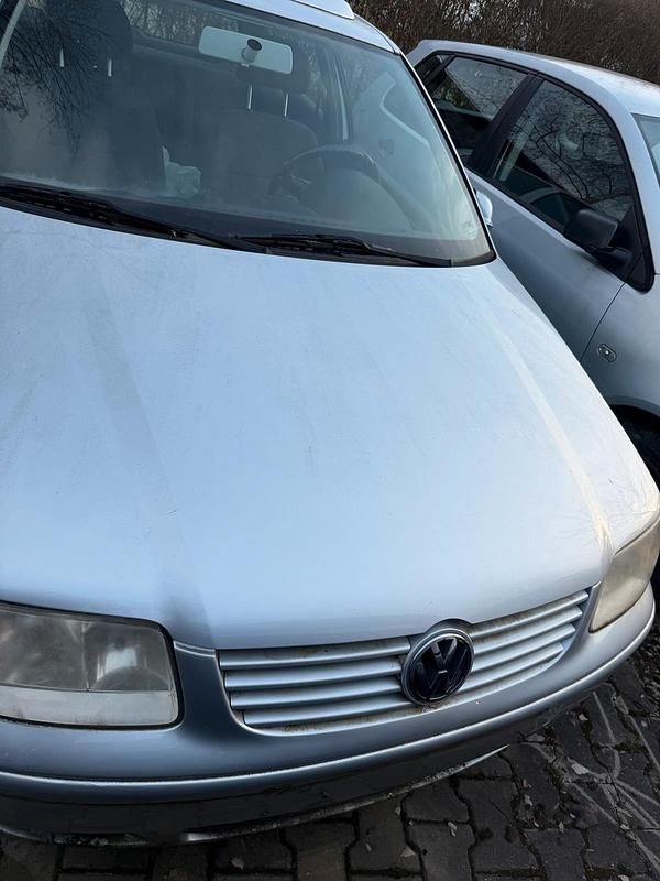 Gebraucht VW Polo 60 PS (44 kW) 2001 Grau Kleinwagen