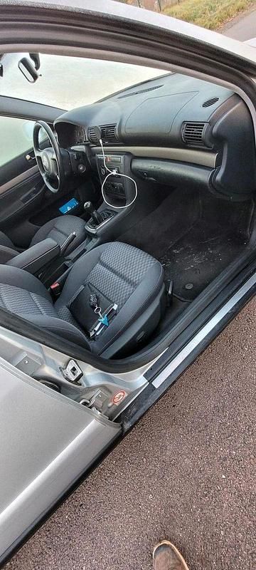 Gebraucht Audi A4 150 PS (110 kW) 1999 Silber Kombi