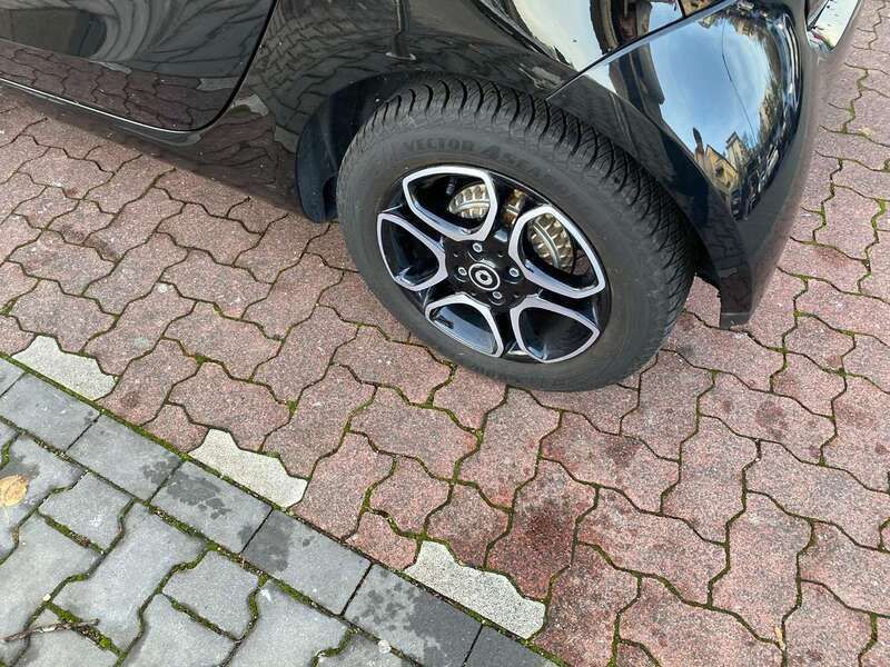 Gebraucht 2019 Smart ForTwo Electric Drive Prime Coupé | 11.500 € (Etwas zu teuer) - Bild 1/4