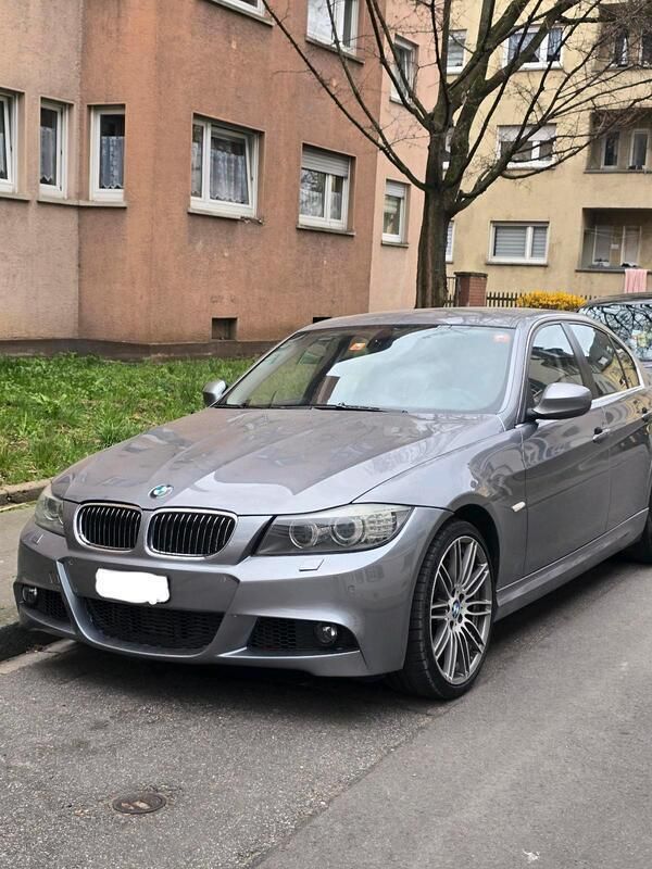 Silber Gebraucht 2009 BMW 335 Limousine | 10.500 € (Superpreis) - Bild 1/4