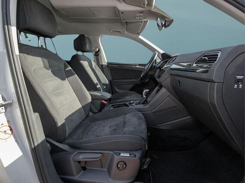 Gebraucht VW Tiguan 200 PS (147 kW) 2022 Weiß SUV