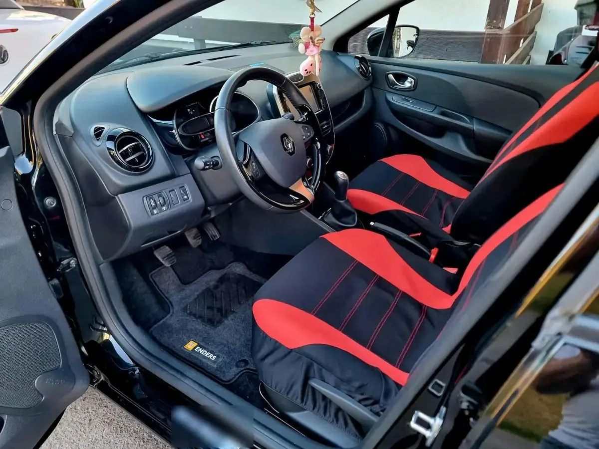 Gebraucht Renault Clio 90 PS (66 kW) 2015 Schwarz Kleinwagen
