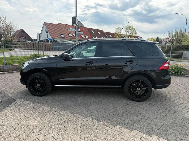 Gebraucht Mercedes 350 265 PS (194 kW) 2012 Schwarz SUV