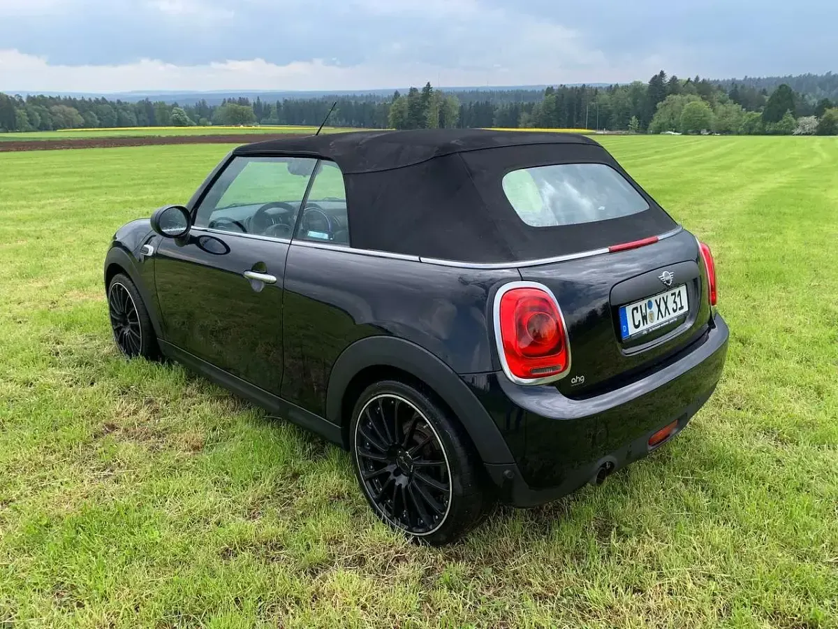 Gebraucht Mini One Cabriolet 102 PS (75 kW) 2019 Schwarz Cabrio