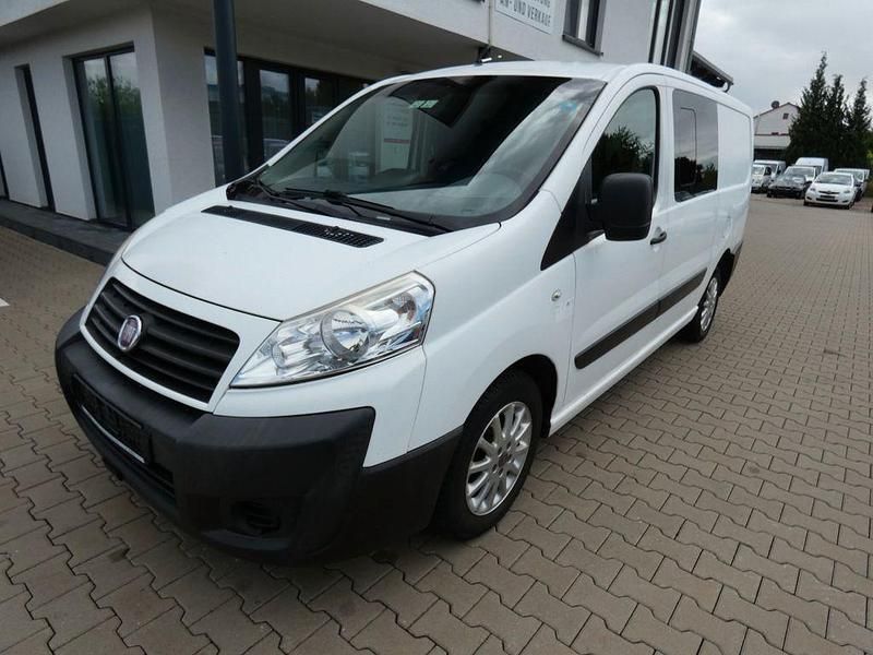 Weiß Gebraucht 2010 Fiat Scudo Van / Kleinbus | 4.490 € (Teuer) - Bild 1/4
