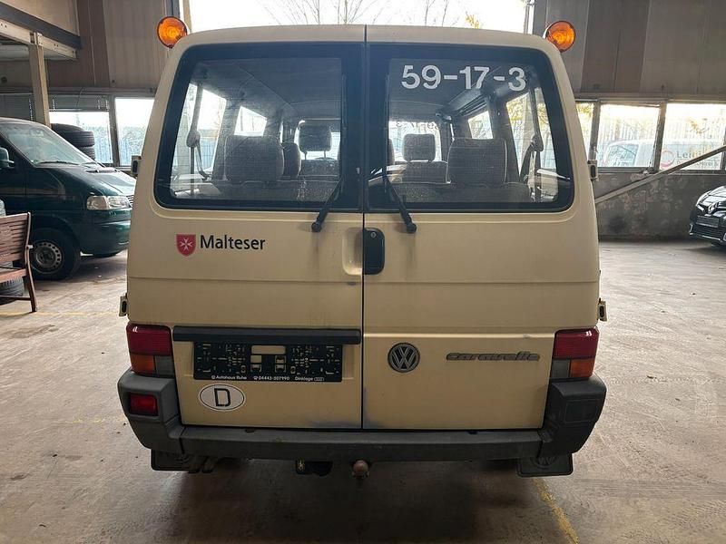 Gebraucht VW Caravelle 77 PS (56 kW) 1993 Beige Van / Kleinbus