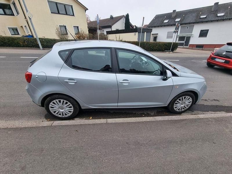 Gebraucht Seat Ibiza Style 105 PS (77 kW) 2010 Silber Limousine