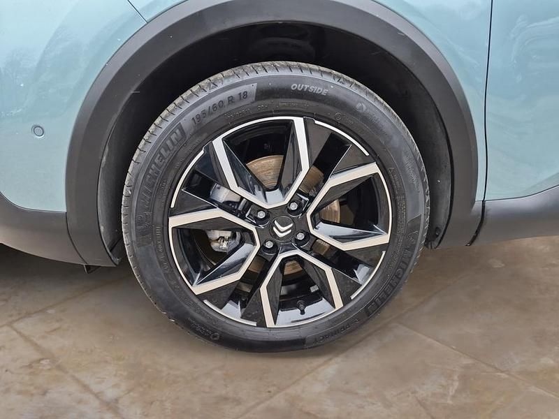 Gebraucht Citroën e-C4 Shine 100 kW (136 PS) 2023 Olbia blau