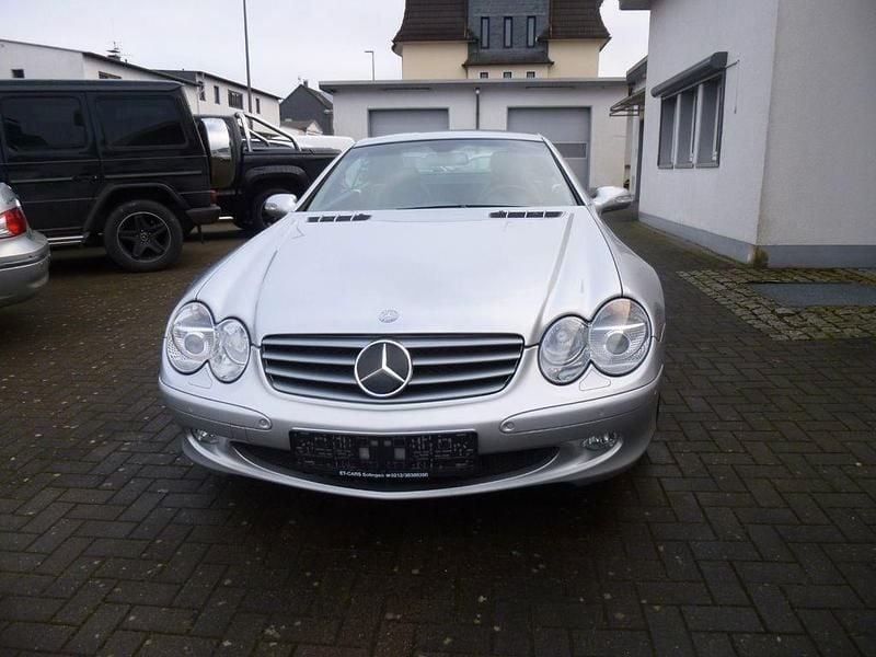 Gebraucht Mercedes SL500 306 PS (225 kW) 2002 Silber Cabrio
