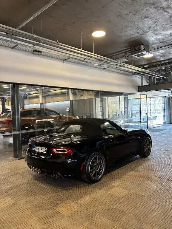 Gebraucht Abarth 124 Spider 170 PS (125 kW) 2019 Schwarz Cabrio