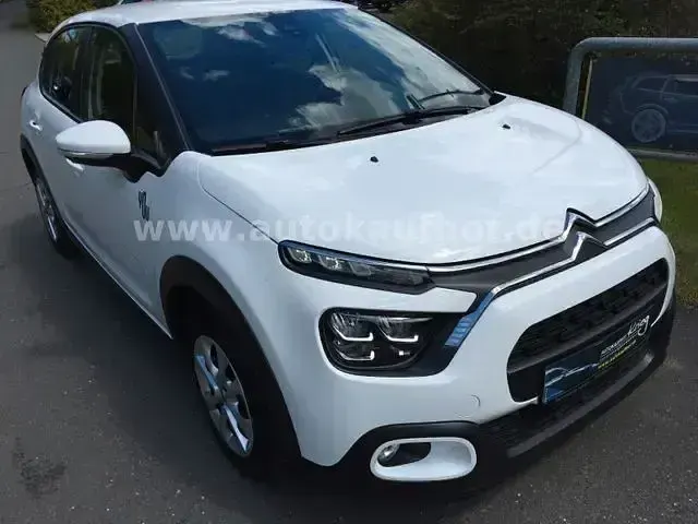 Gebraucht Citroën C3 82 PS (60 kW) 2024 Weiß Limousine
