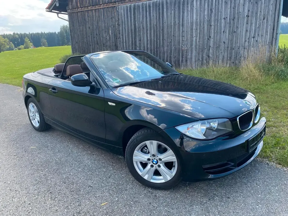 Gebraucht BMW 118 Cabriolet 143 PS (105 kW) 2010 Schwarz Cabrio