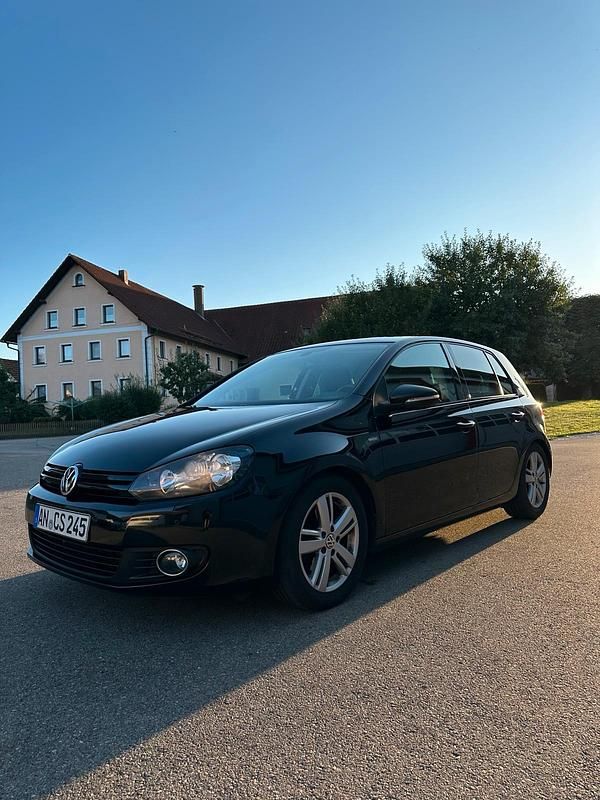 Schwarz Gebraucht 2012 VW Golf VI Kleinwagen | 4.500 € (Guter Preis) - Bild 1/4