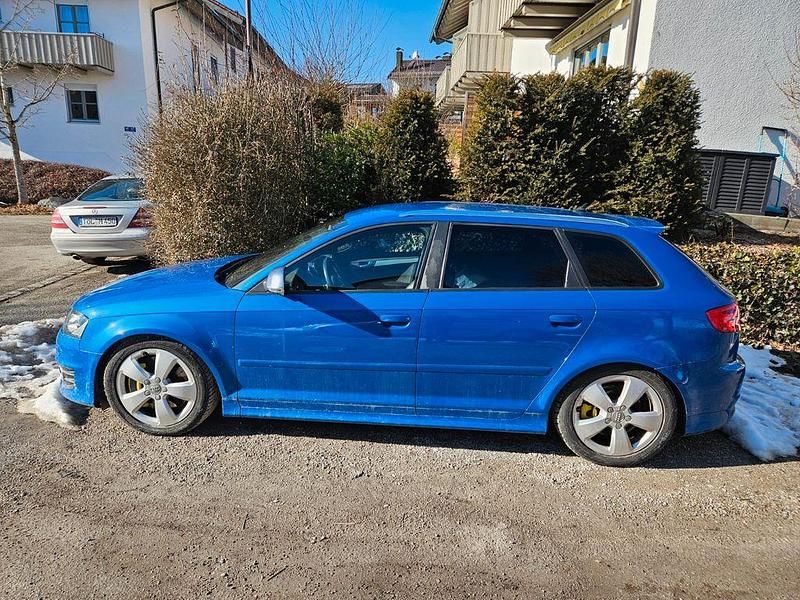 Gebraucht Audi S3 Sport 265 PS (194 kW) 2009 Blau Kleinwagen