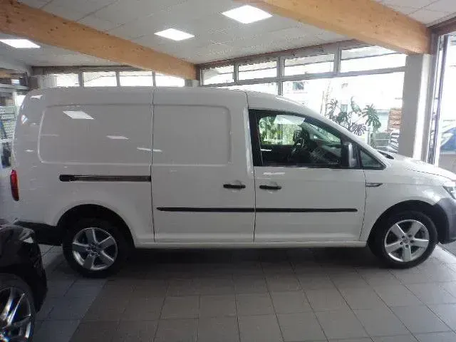 Gebraucht VW Caddy Maxi 110 PS (80 kW) 2020 Weiß Van / Kleinbus