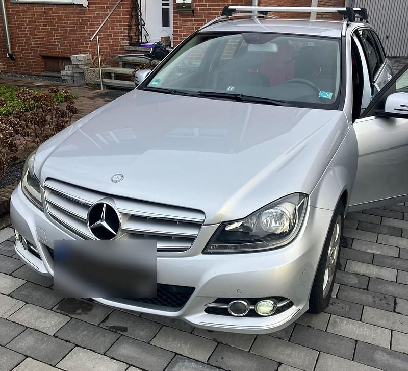 Gebraucht Mercedes C180 120 PS (88 kW) 2012 Andere farben Kombi