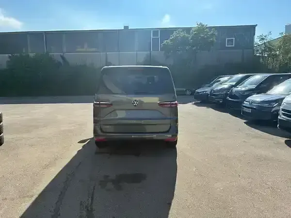 Nowe VW Multivan 177 KM (130 kW) 2026 Szary Minivan