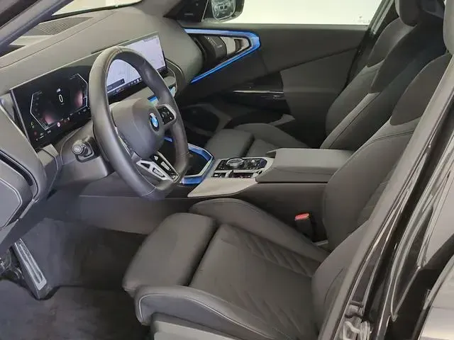 Gebraucht BMW X3 M Sport 197 PS (144 kW) 2025 Grau SUV