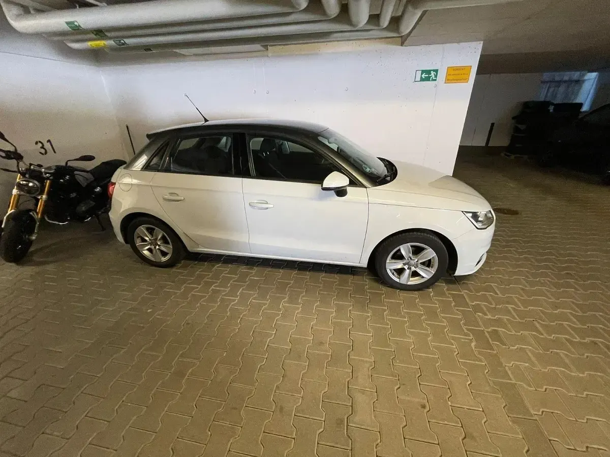 Gebraucht Audi A1 95 PS (69 kW) 2015 Weiß Kleinwagen