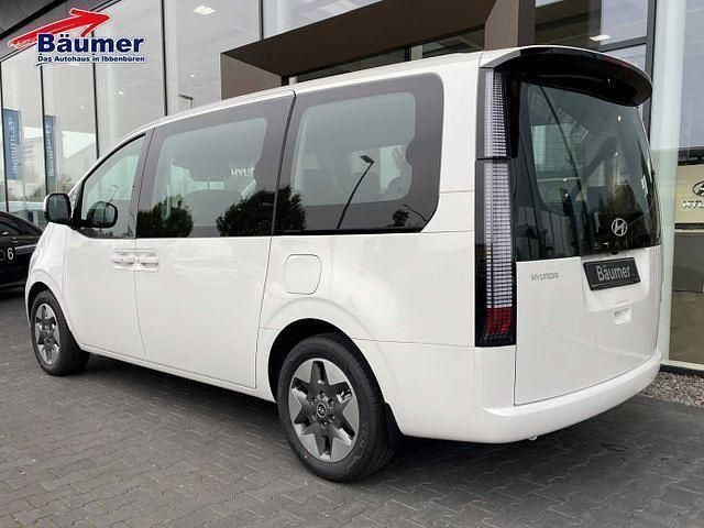 Gebraucht Hyundai Staria Trend 224 PS (164 kW) 2024 Creamy white Van / Kleinbus
