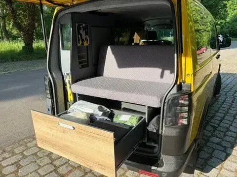 Gebraucht VW T5 84 PS (61 kW) 2009 Gelb Van