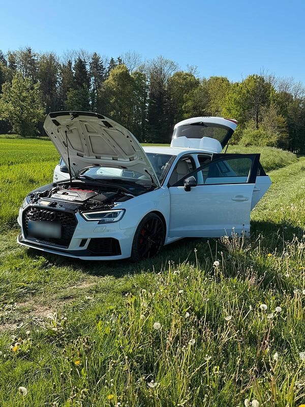 Second-hand Audi RS3 400 CP (294 kW) 2018 Alb Berlinǎ