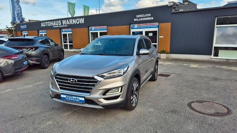 Beige Gebraucht 2018 Hyundai Tucson Premium SUV | 15.990 € (Guter Preis) - Bild 1/4