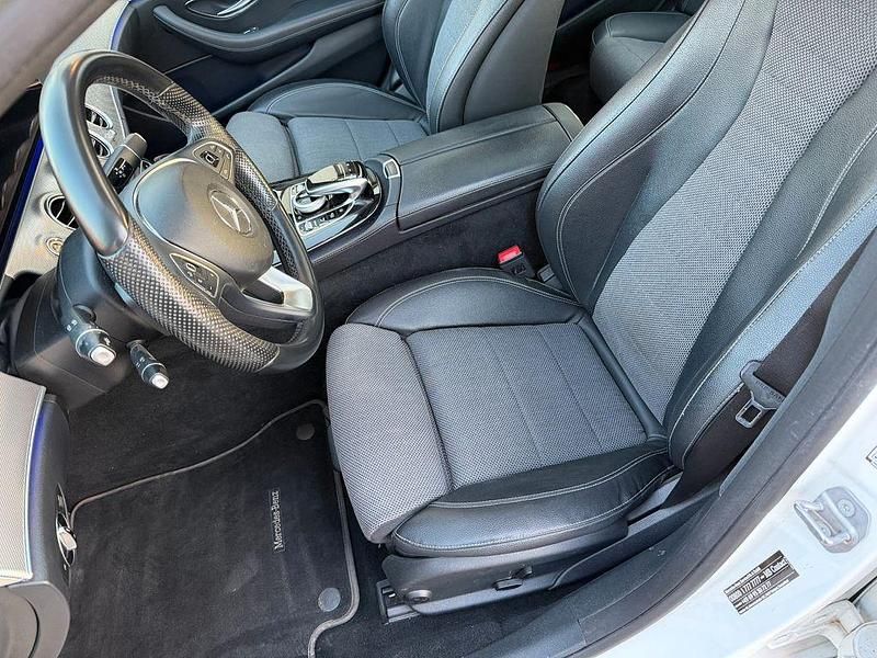 Gebraucht Mercedes E220 Avantgarde 194 PS (142 kW) 2016 Weiß Limousine