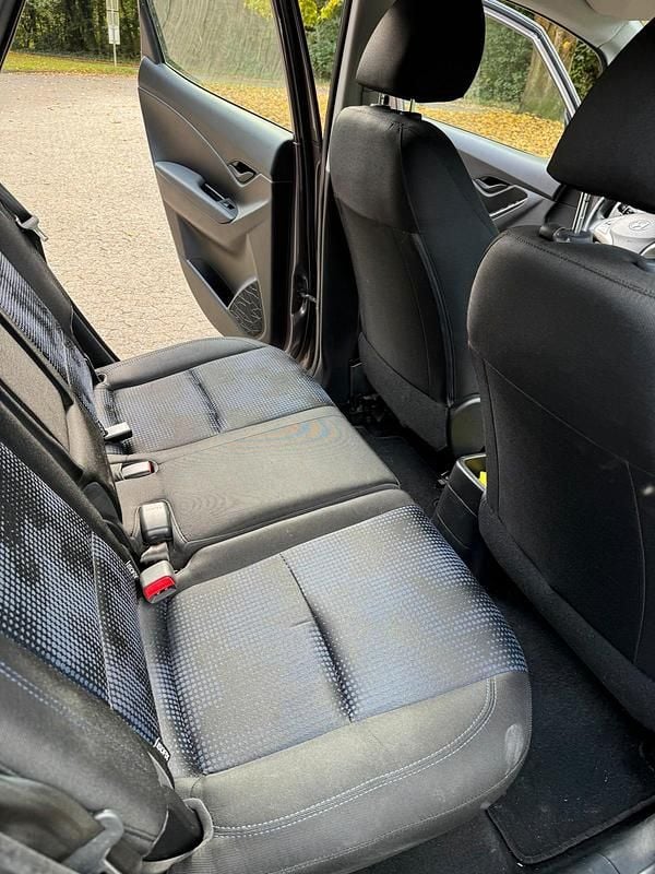 Gebraucht Hyundai ix20 Classic 90 PS (66 kW) 2011 Grau Kleinwagen