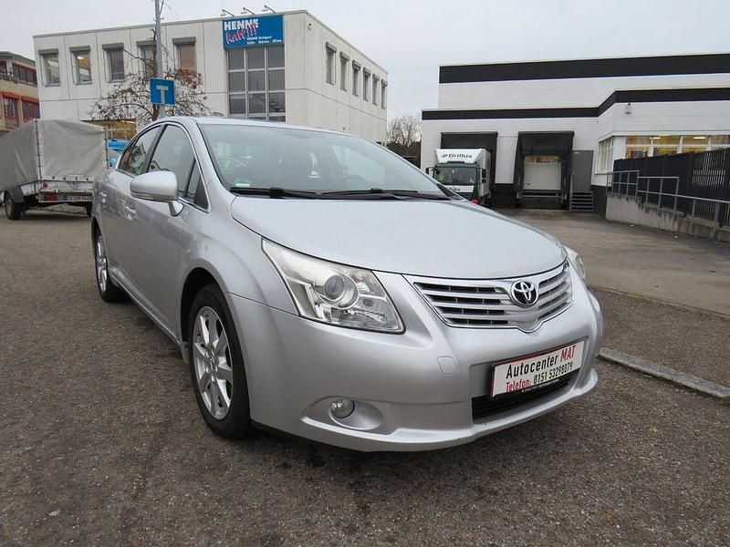 Gebraucht Toyota Avensis Executive 152 PS (111 kW) 2009 Silber Limousine