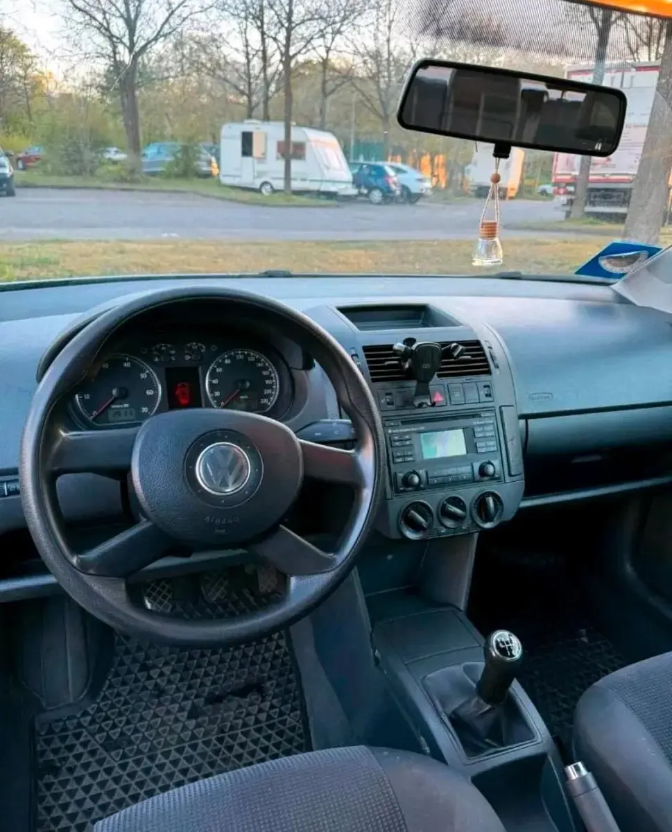 Gebraucht VW Polo 75 PS (55 kW) 2005 Silber Kleinwagen