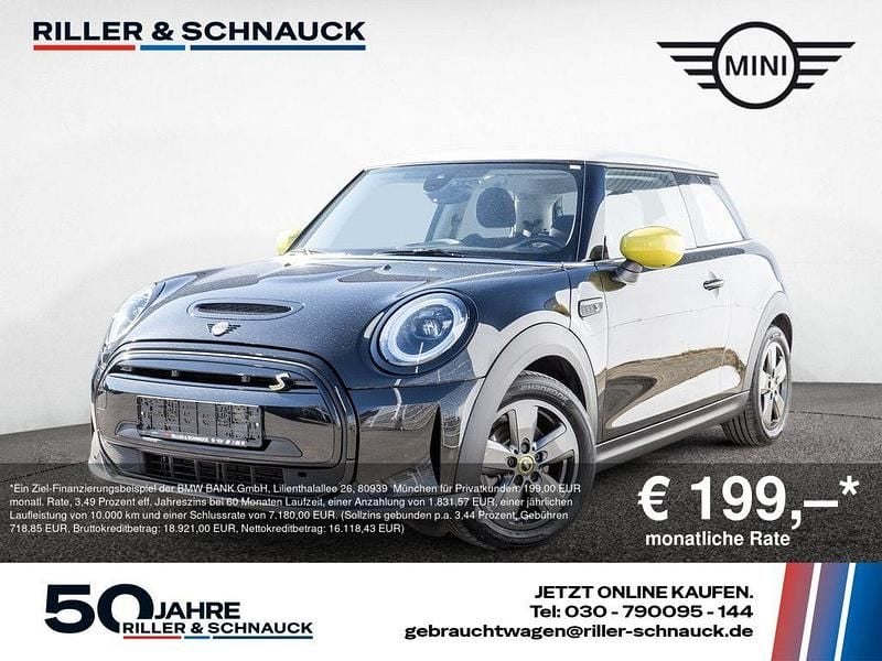 Gebraucht Mini Cooper SE Essential 135 kW (184 PS) 2023 Schwarz Kleinwagen